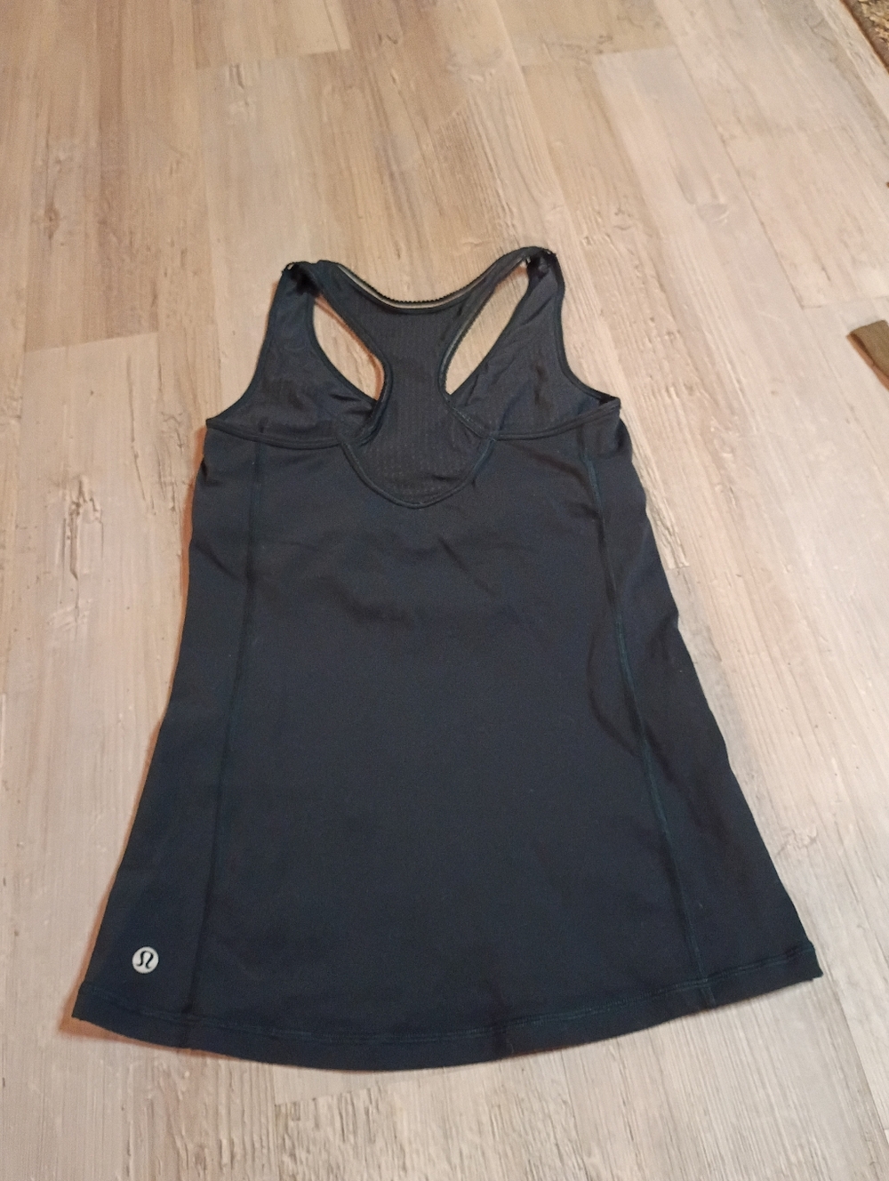 Lululemon - Picture 4 of 4